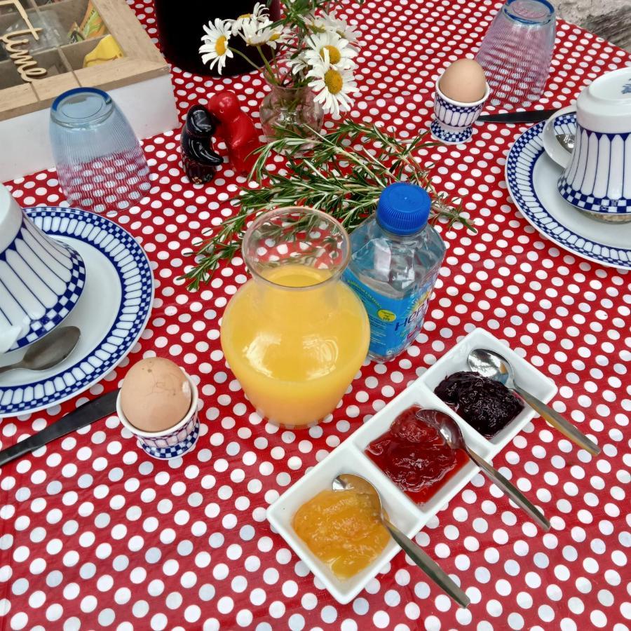 Bed and Breakfast Les Cerisiere Cheffois Экстерьер фото